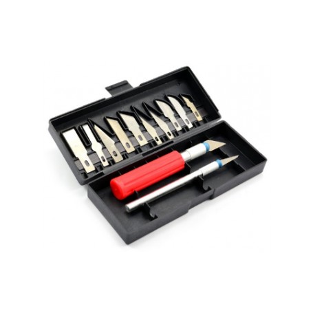 SET DE 2 CUTTERS ET 12 LAMES