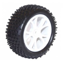 PNEUS AVANT SUR JANTES BLANCHES