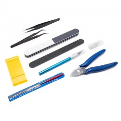 SET OUTILS DECOUPE ET EBAVURAGE